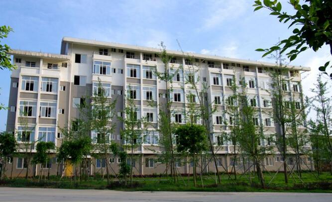 桂林理工大學(xué)博文管理學(xué)院是幾本怎么樣？公辦還是民辦？學(xué)費(fèi)和環(huán)境如何？