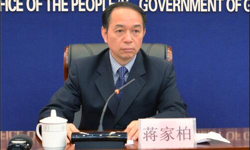 蔣家柏簡歷：廣西自治區(qū)人大法制委員會主任委員蔣家柏，曾任廣西自治區(qū)政府秘書長、水庫移民局局長、扶貧辦主任